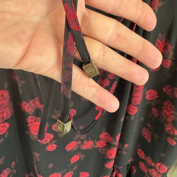 Michael Kors Black Red Rose Print Lined Lightweight Long Sleeve Chiffon Blouse L - Picture 7 of 10
